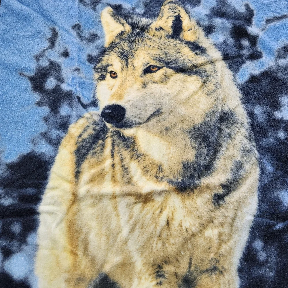TerriSol Karsten Brazil Wolf Beach Towel 31x60 | Images on The Wild Side Vintage